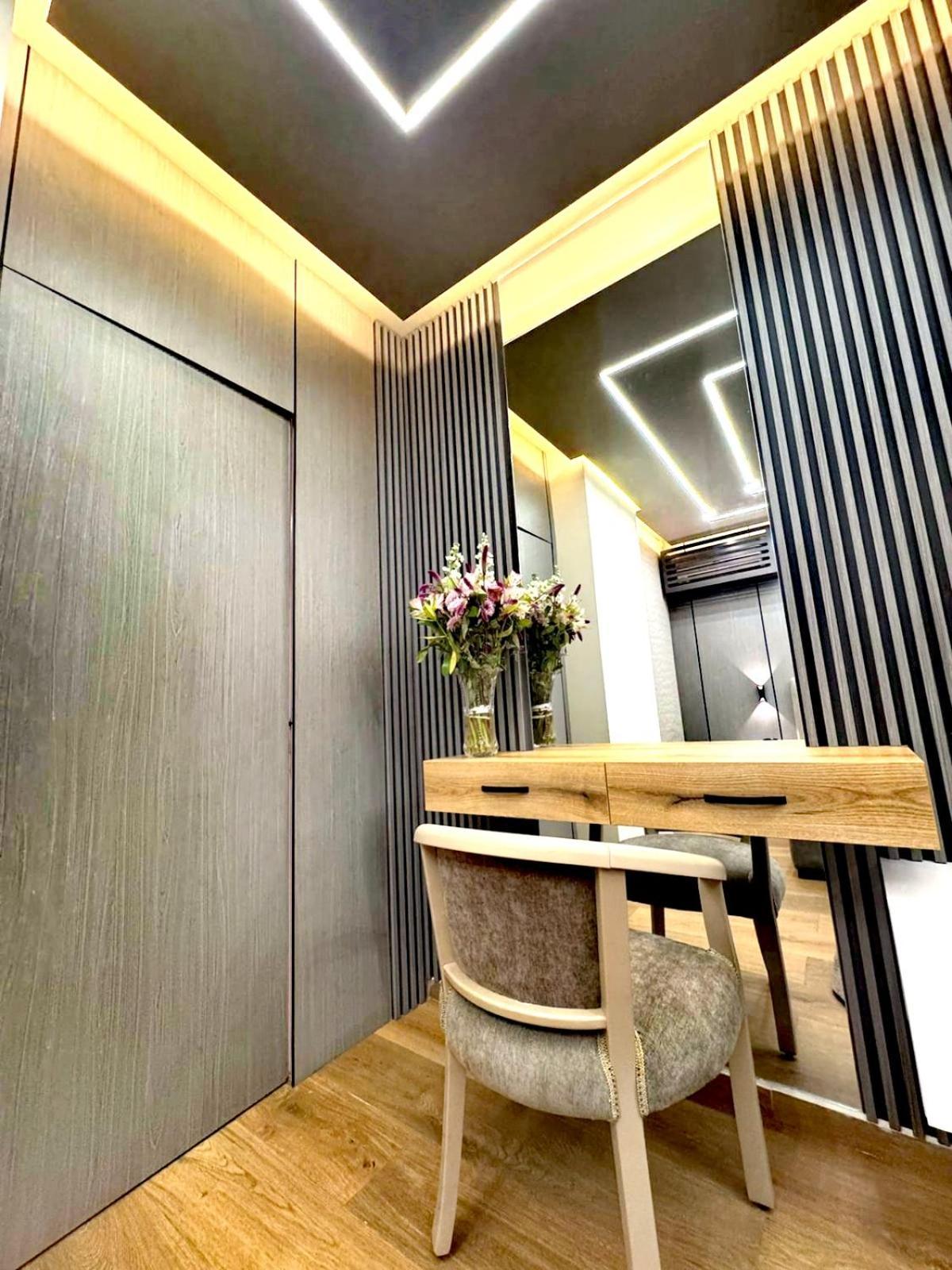 Queens Suite Hotel Бейрут Экстерьер фото